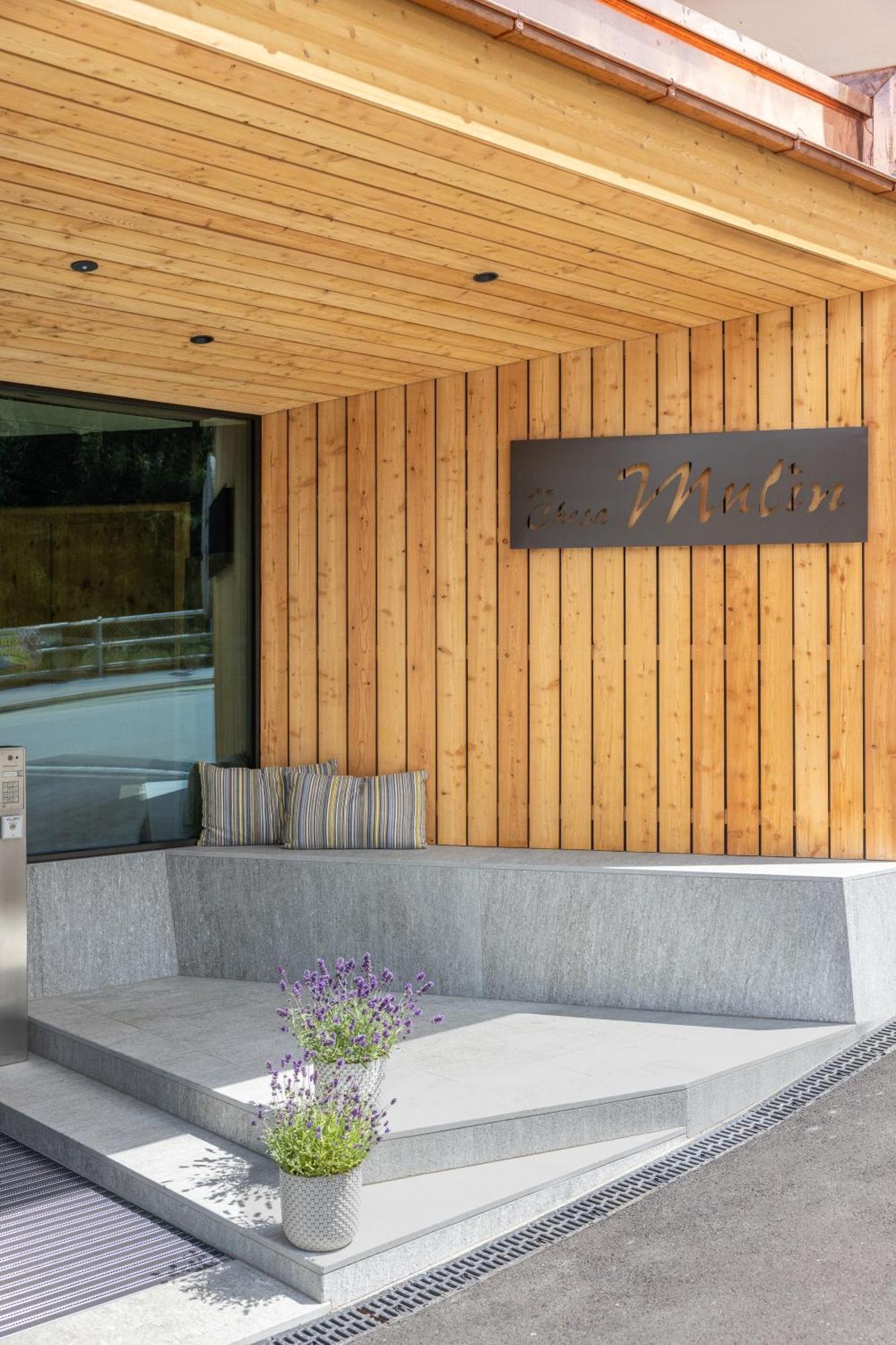 Hotel Garni Chesa Mulin Понтрезина Экстерьер фото