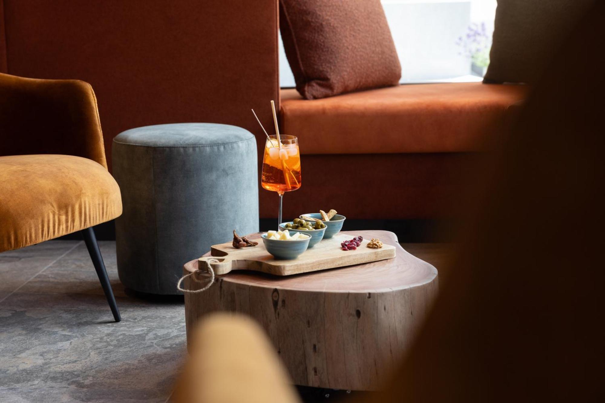 Hotel Garni Chesa Mulin Понтрезина Экстерьер фото