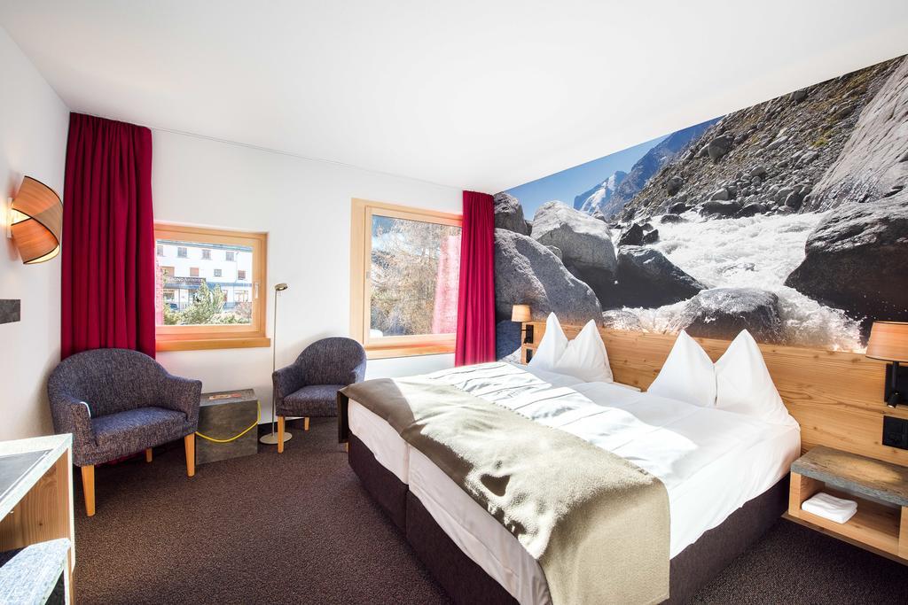 Hotel Garni Chesa Mulin Понтрезина Экстерьер фото