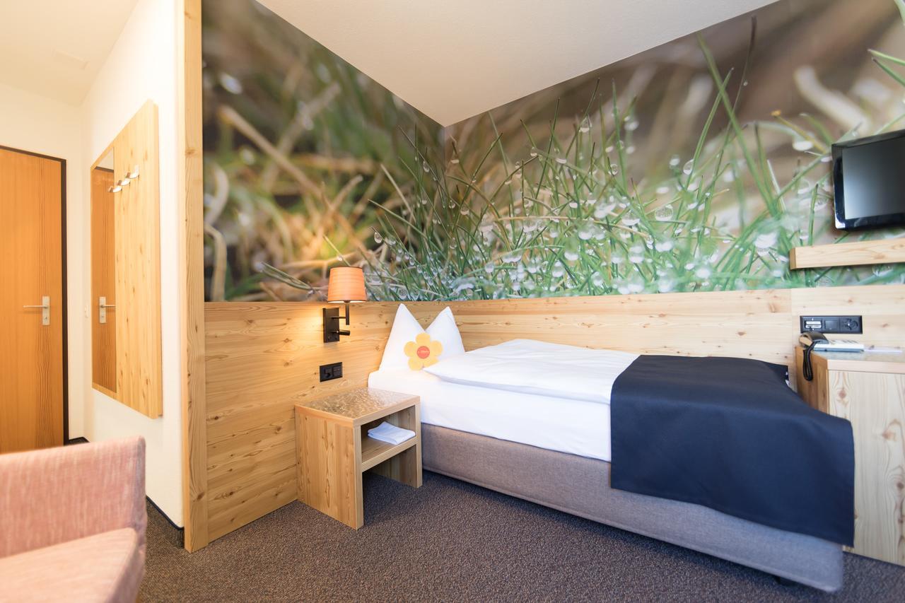 Hotel Garni Chesa Mulin Понтрезина Экстерьер фото